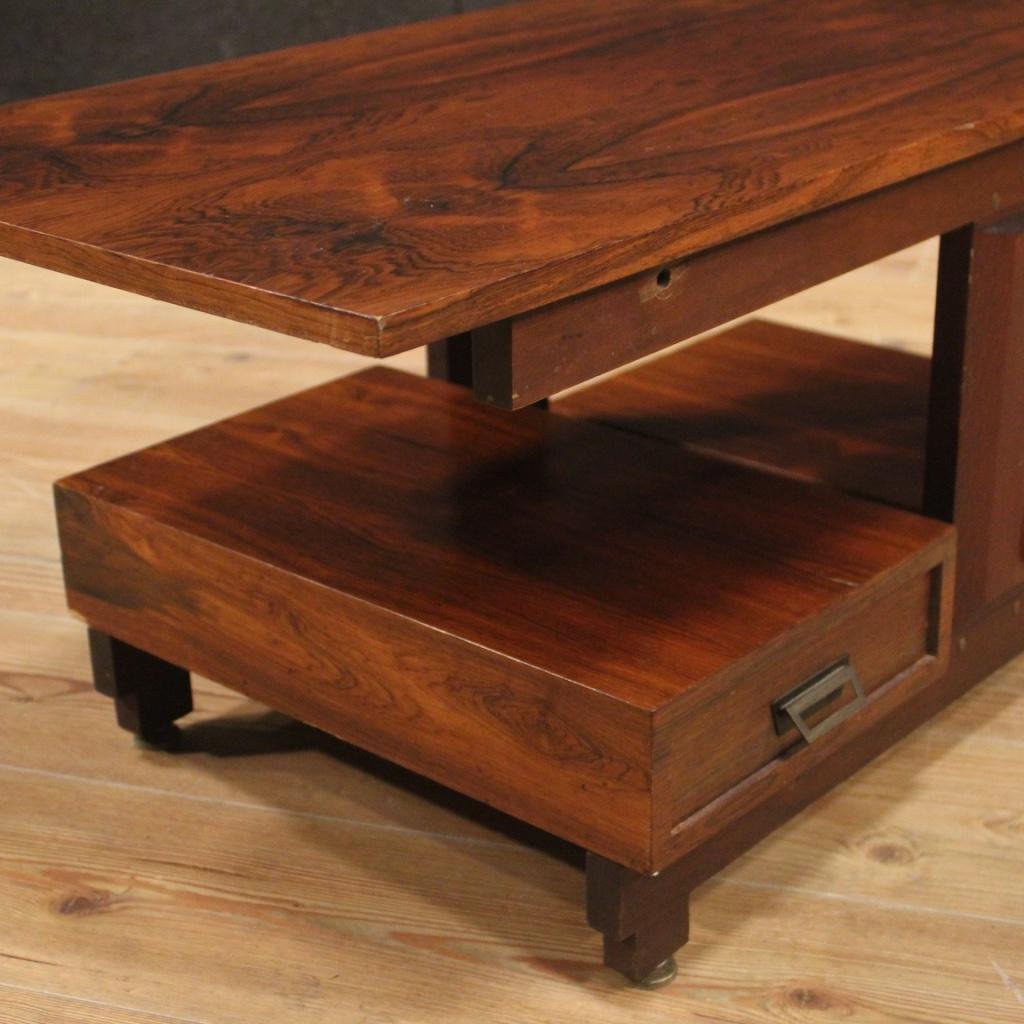20th Century in Palisander and Mahogany Wood Italian Design Coffee Table, 1960s For Sale 7