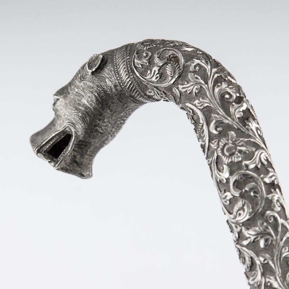 20th Century Indian Cutch Solid Silver Large Cane Handle, circa 1900 3