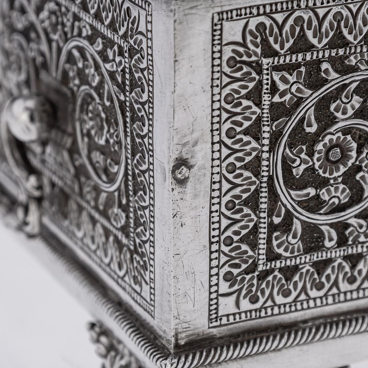 20th Century Indian Kutch Solid Silver Treasure Chest / Casket, c.1900 13