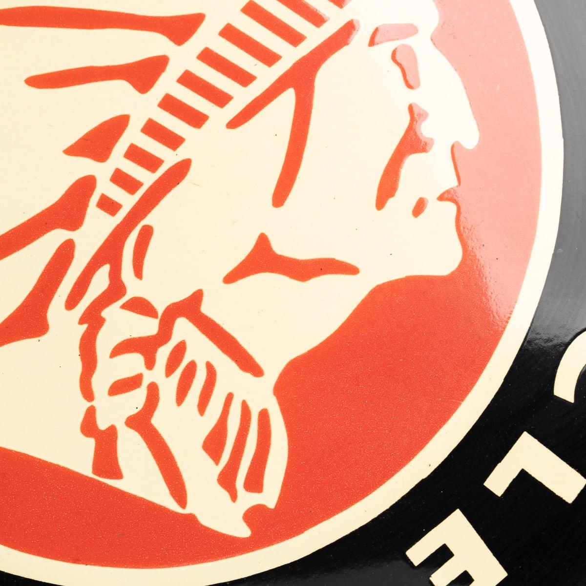 Américain 20e siècle Indian Motorcycles Enseigne circulaire en émail en vente