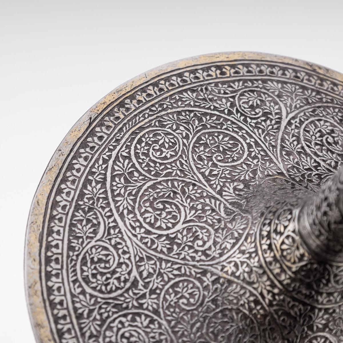 Paire de gobelets à vin « châle » indiens en argent massif du 20ème siècle, Cachemire, vers 1900 en vente 11