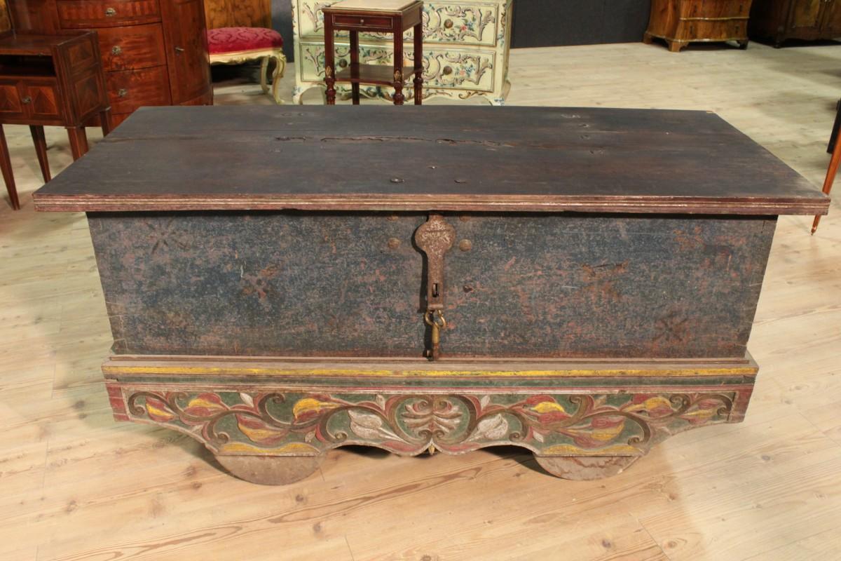 20th Century Indian Wooden Double Trunk For Sale 8