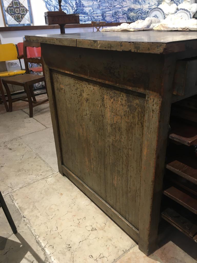 20th Century Industrial Counter in Wood with Iron Rop For Sale 3