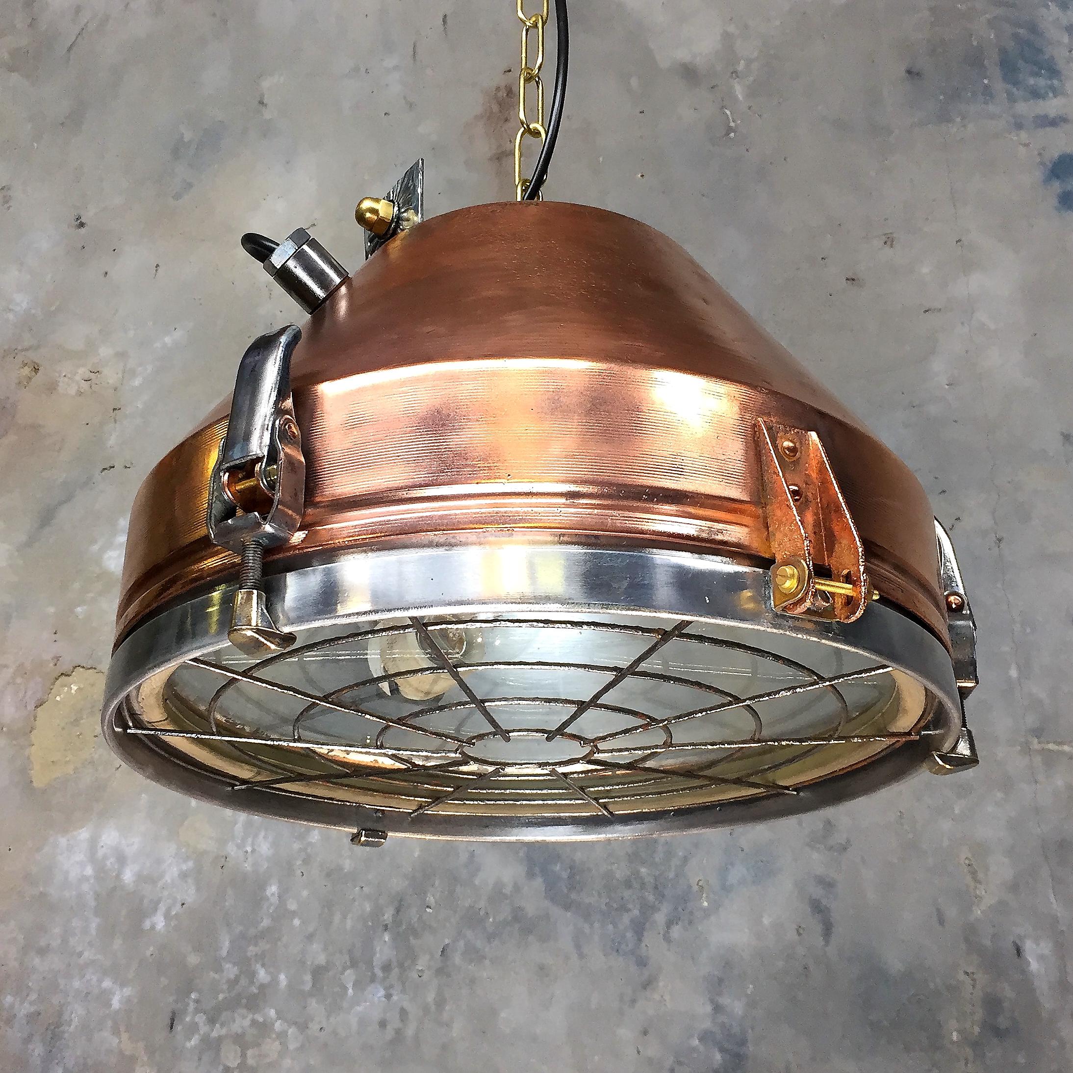 20th Century Industrial Veb Copper & Aluminium Pendant & Bronze Fittings In Excellent Condition For Sale In Leicester, Leicestershire