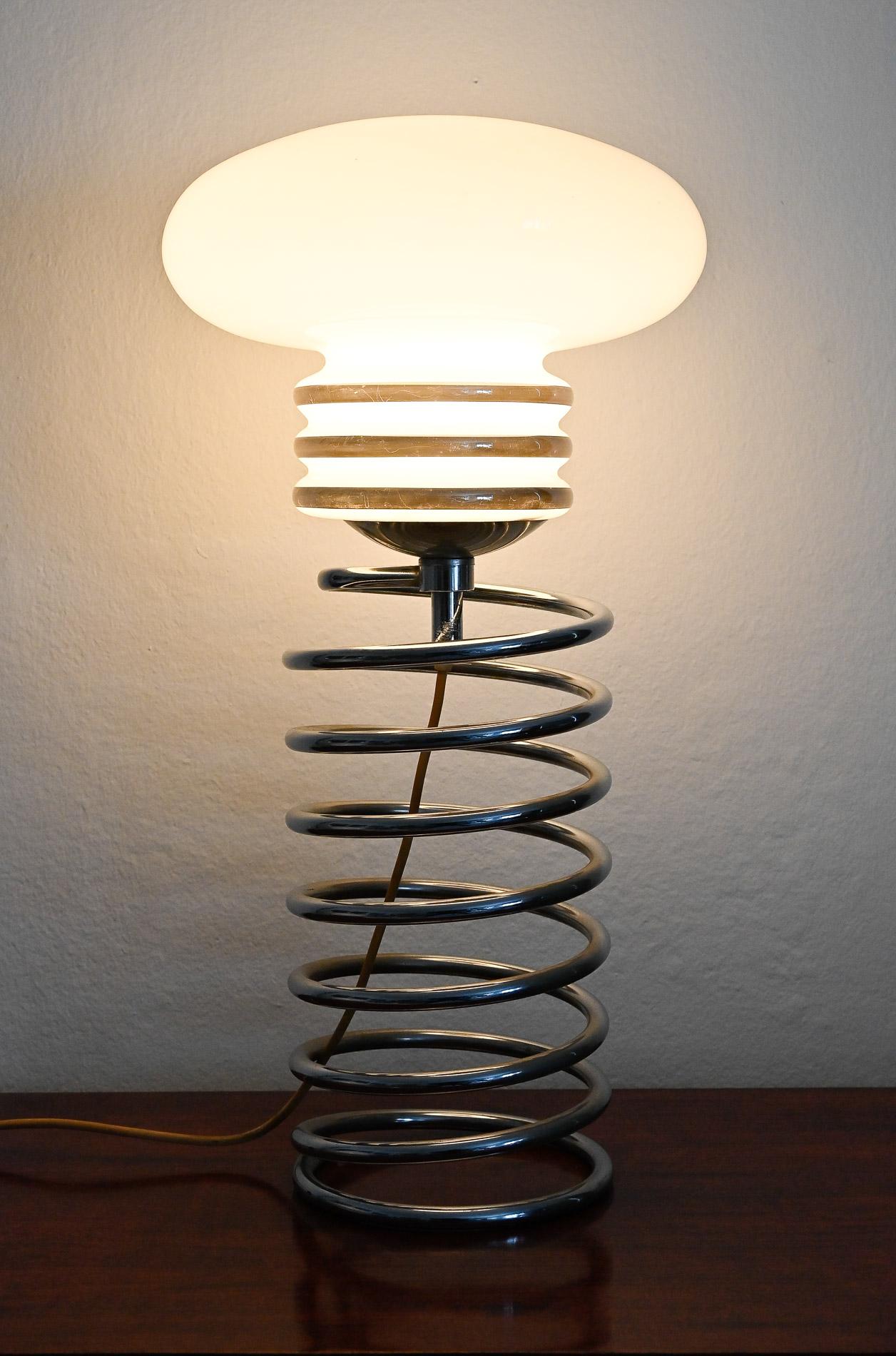 Moderne 20ème CENTURY DESIGN M Lampe de table 1966 Ingo Maurer Design M/One en vente