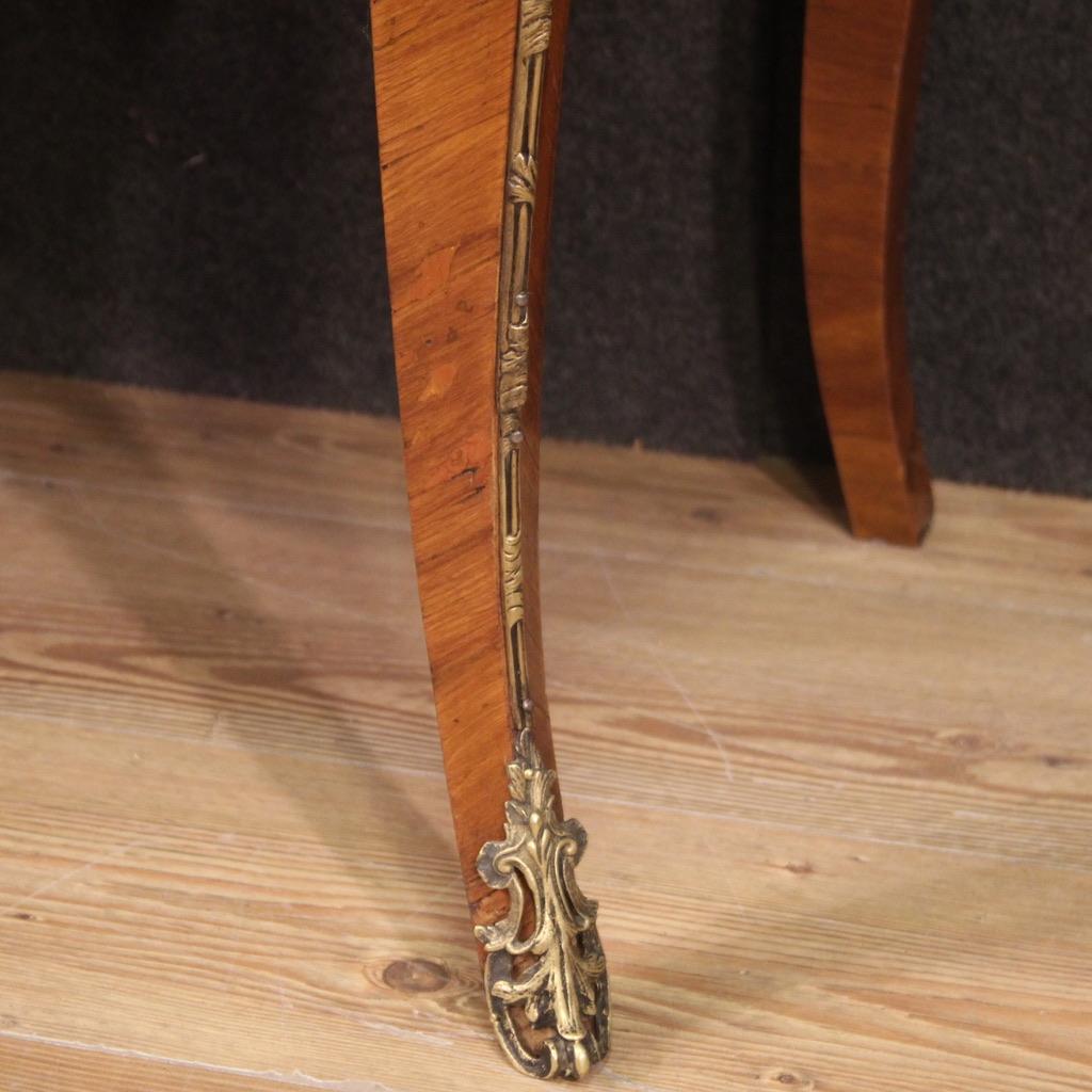 commode en bois marqueté du 20ème siècle, style Louis XV, 1920 en vente 2