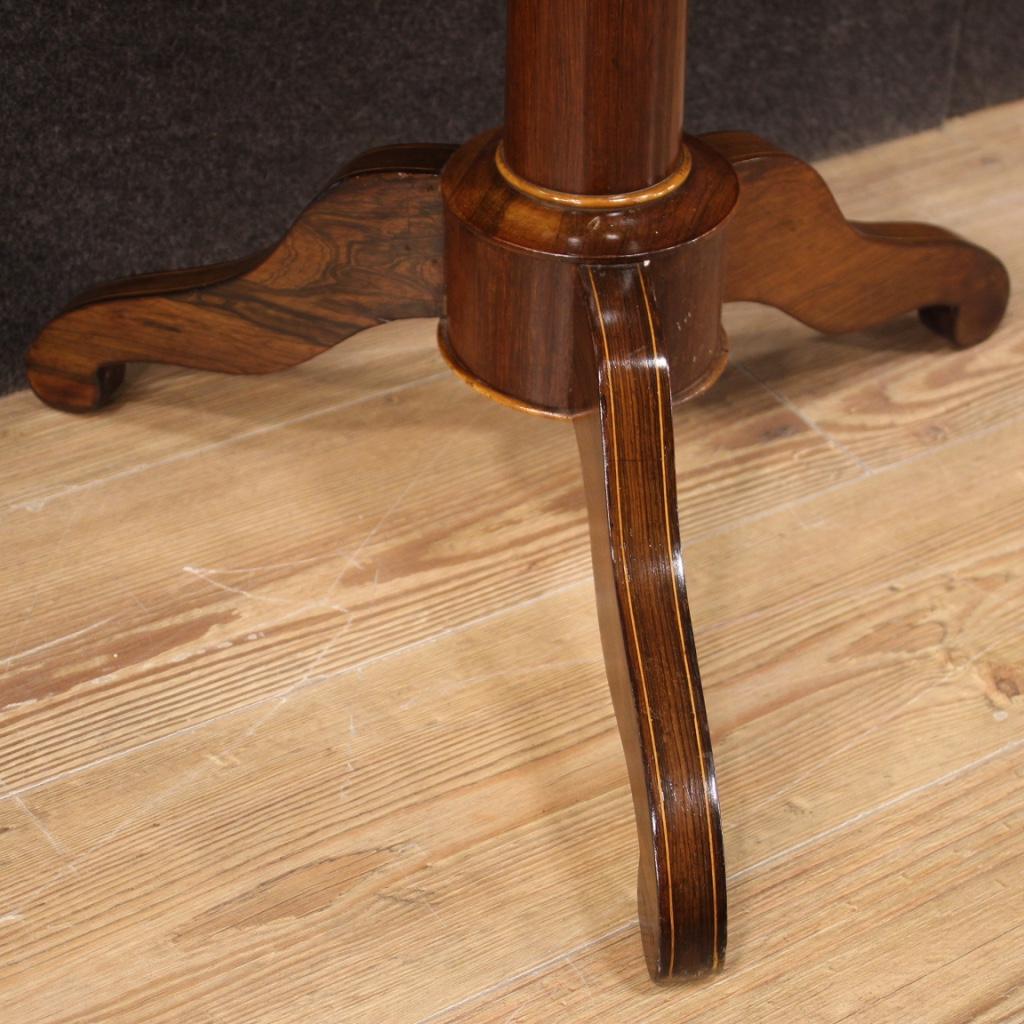 20th Century Inlaid Wood English Round Living Room Side Table, 1920 in vendita 6