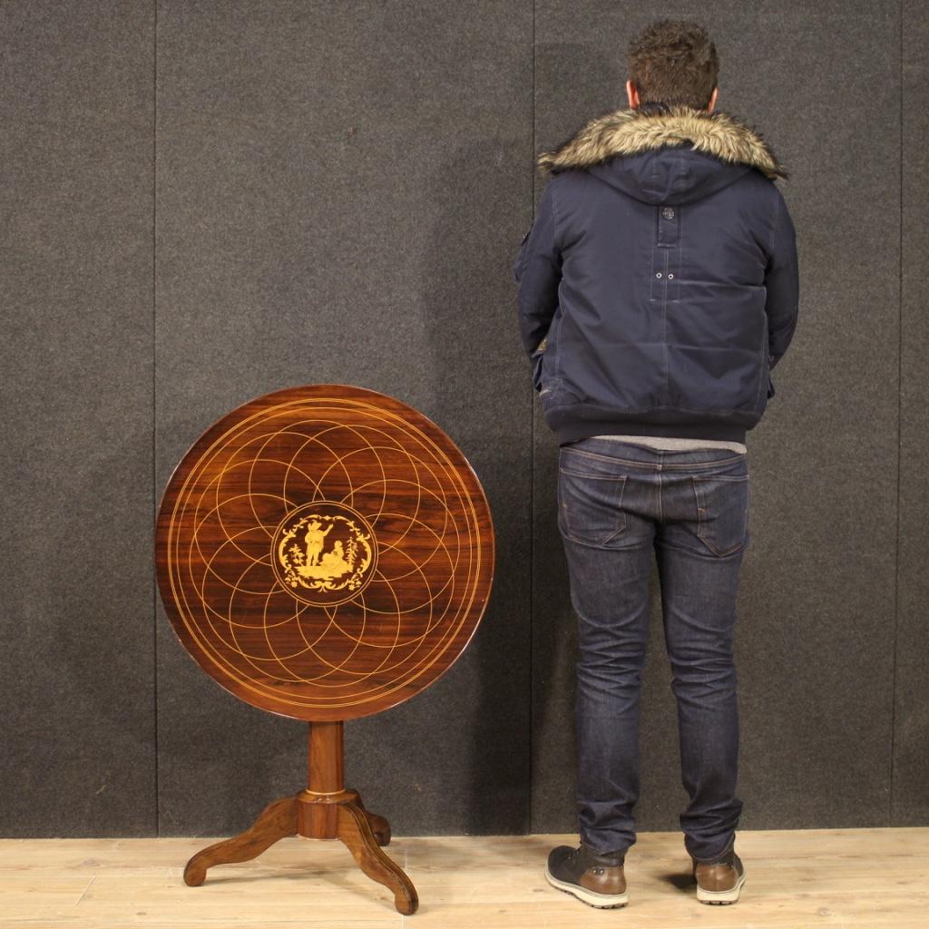 Intarsio 20th Century Inlaid Wood English Round Living Room Side Table, 1920 in vendita