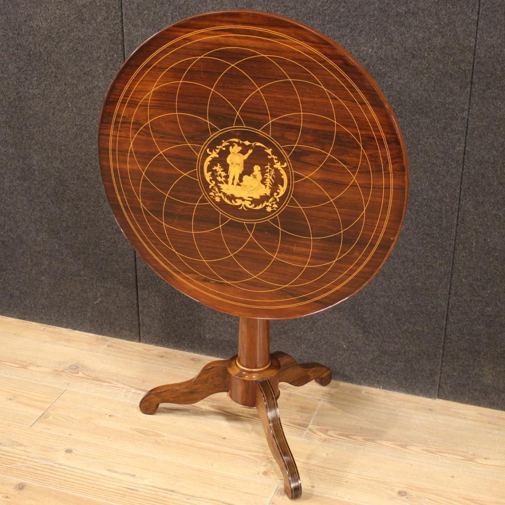 20th Century Inlaid Wood English Round Living Room Side Table, 1920 In condizioni buone in vendita a Vicoforte, Piedmont