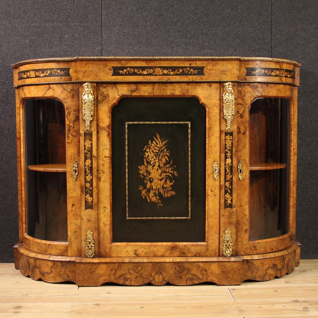 Englisches Sideboard mit Intarsien aus Holz, 20. Jahrhundert, 1920 im Zustand „Gut“ im Angebot in Vicoforte, Piedmont