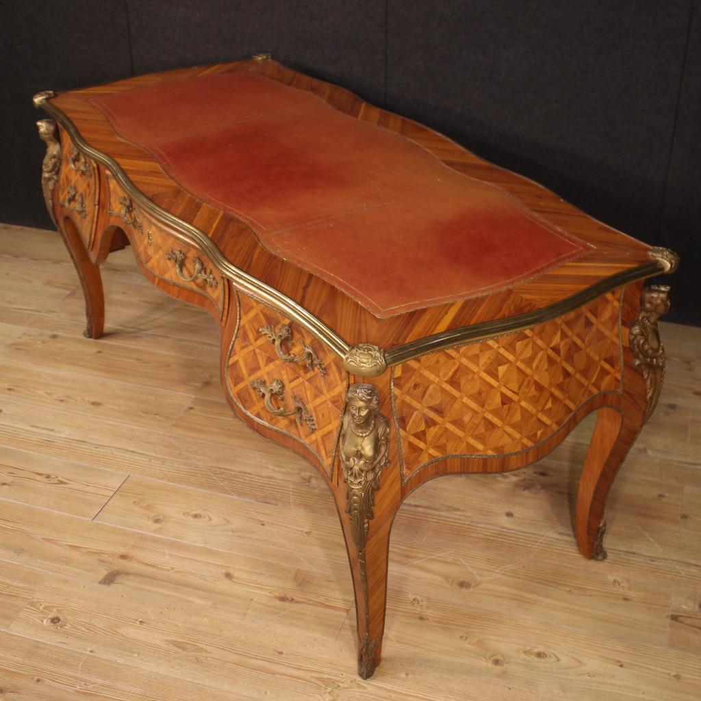 20th Century Inlaid Wood Faux Leather Top French Louis XV Style Writing Desk For Sale 2