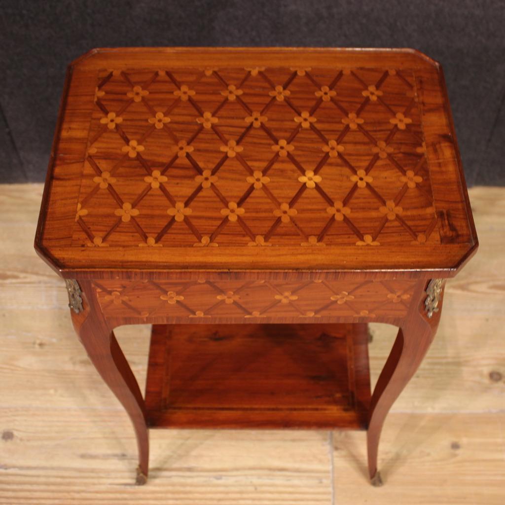 table d'appoint en bois marqueté du 20e siècle, style Napoléon III, 1950 en vente 1