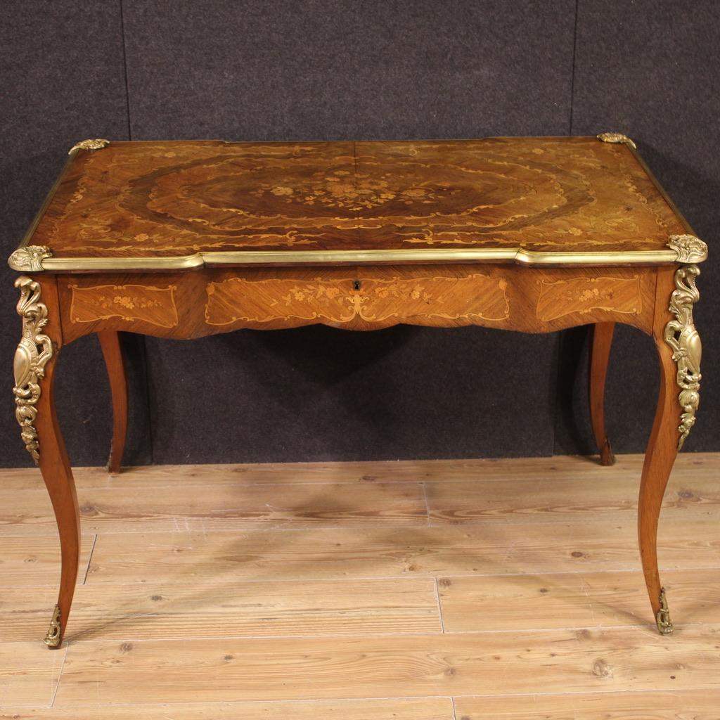 20th Century Inlaid Wood French Napoleon III Style Writing Desk, 1920 In Good Condition For Sale In Vicoforte, Piedmont