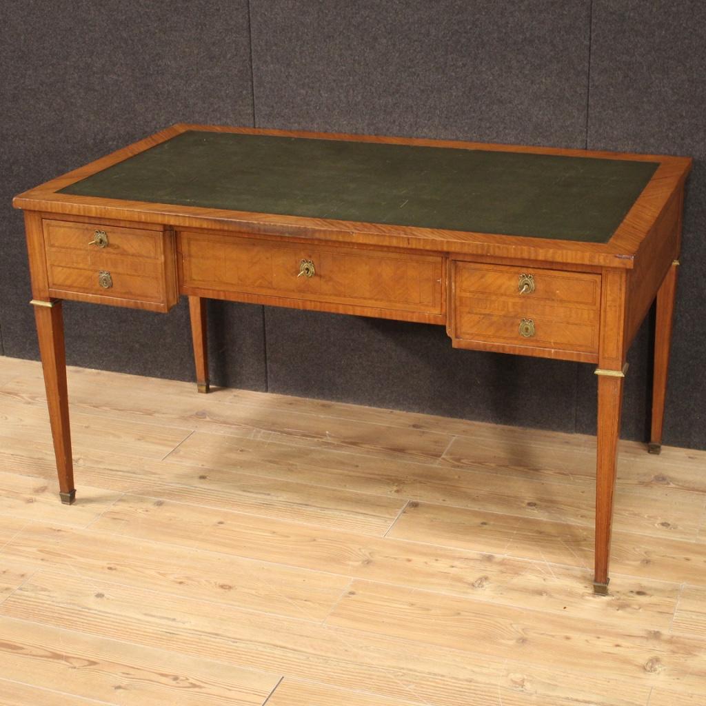 20th Century Inlaid Wood French Napoleon III Style Writing Desk, 1930 In Fair Condition In Vicoforte, Piedmont