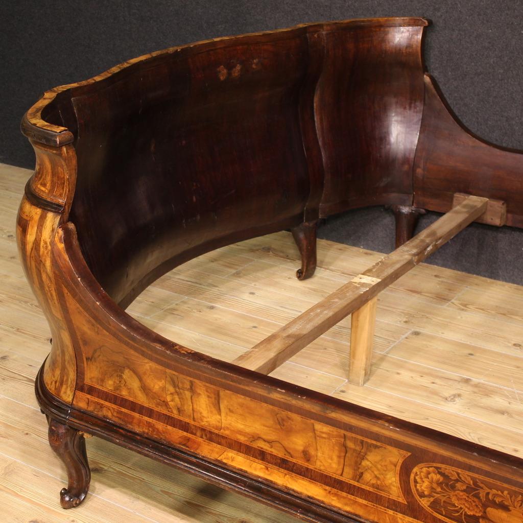 20th Century Inlaid Wood Italian Louis XV Style Double Bed Frame, 1950 en vente 6