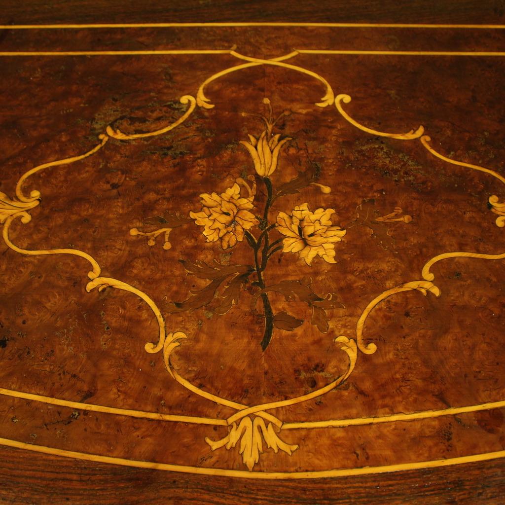 commode italienne de style Louis XV en bois marqueté du 20e siècle, 1960 en vente 4