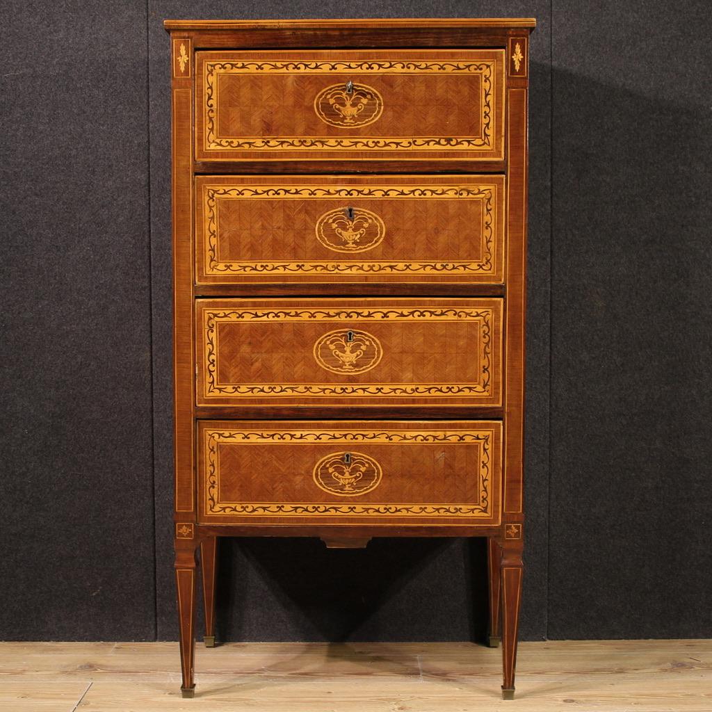 cómoda italiana del siglo XX estilo Luis XVI en madera taraceada, años 50 Italian en venta