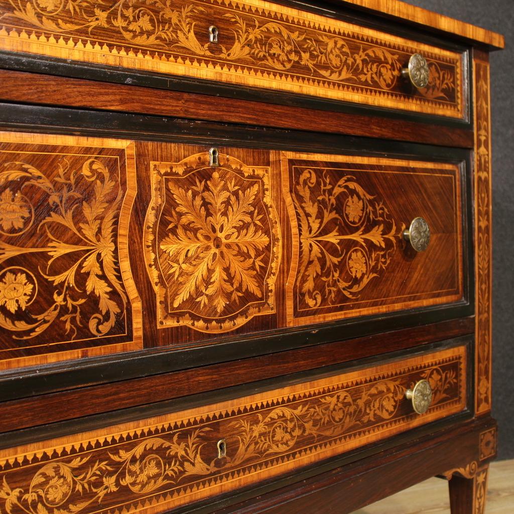 20th Century Inlaid Wood Italian Louis XVI Style Commode, 1960 In condizioni buone in vendita a Vicoforte, Piedmont