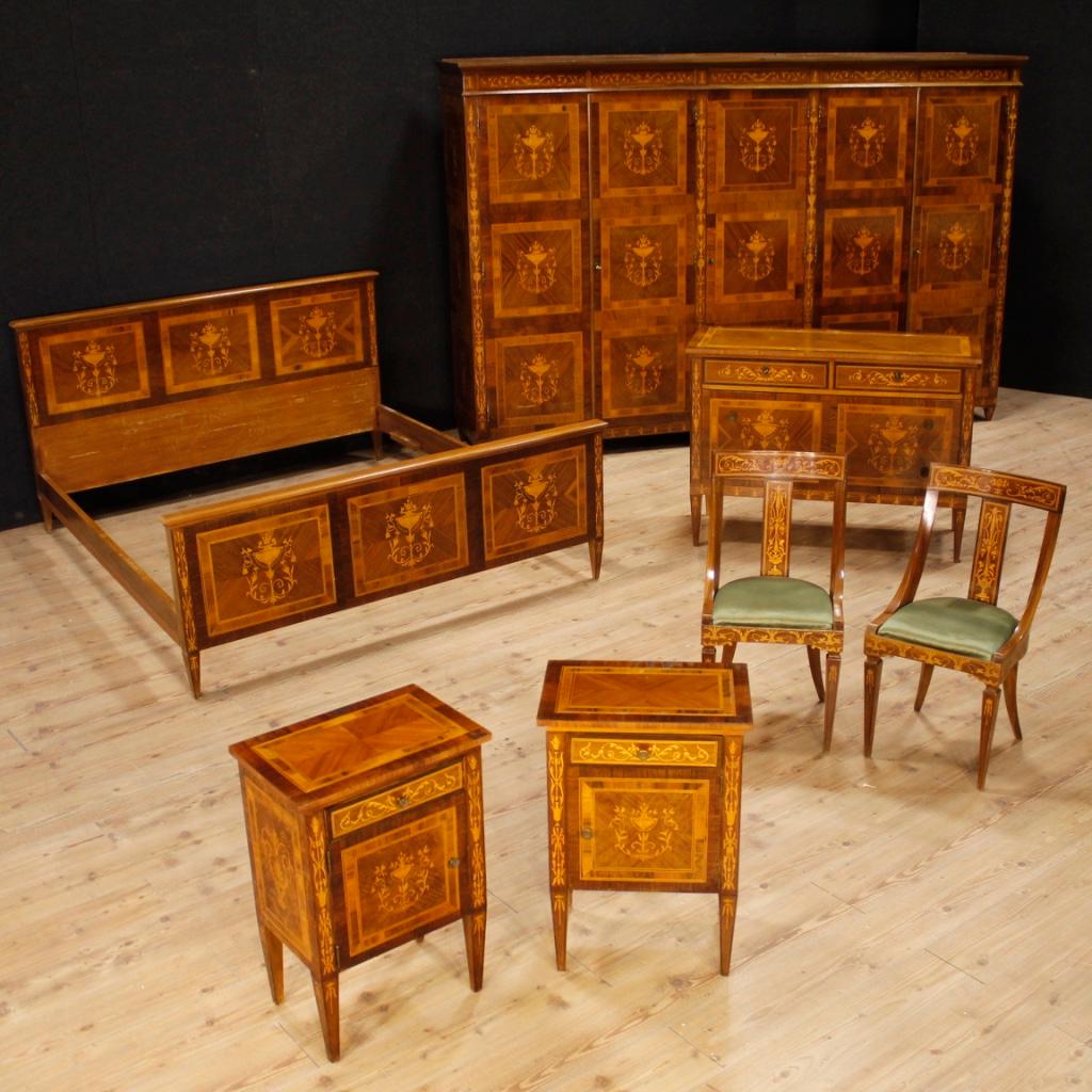 20th Century Inlaid Wood Italian Louis XVI Style Wardrobe, 1960 In Good Condition In Vicoforte, Piedmont