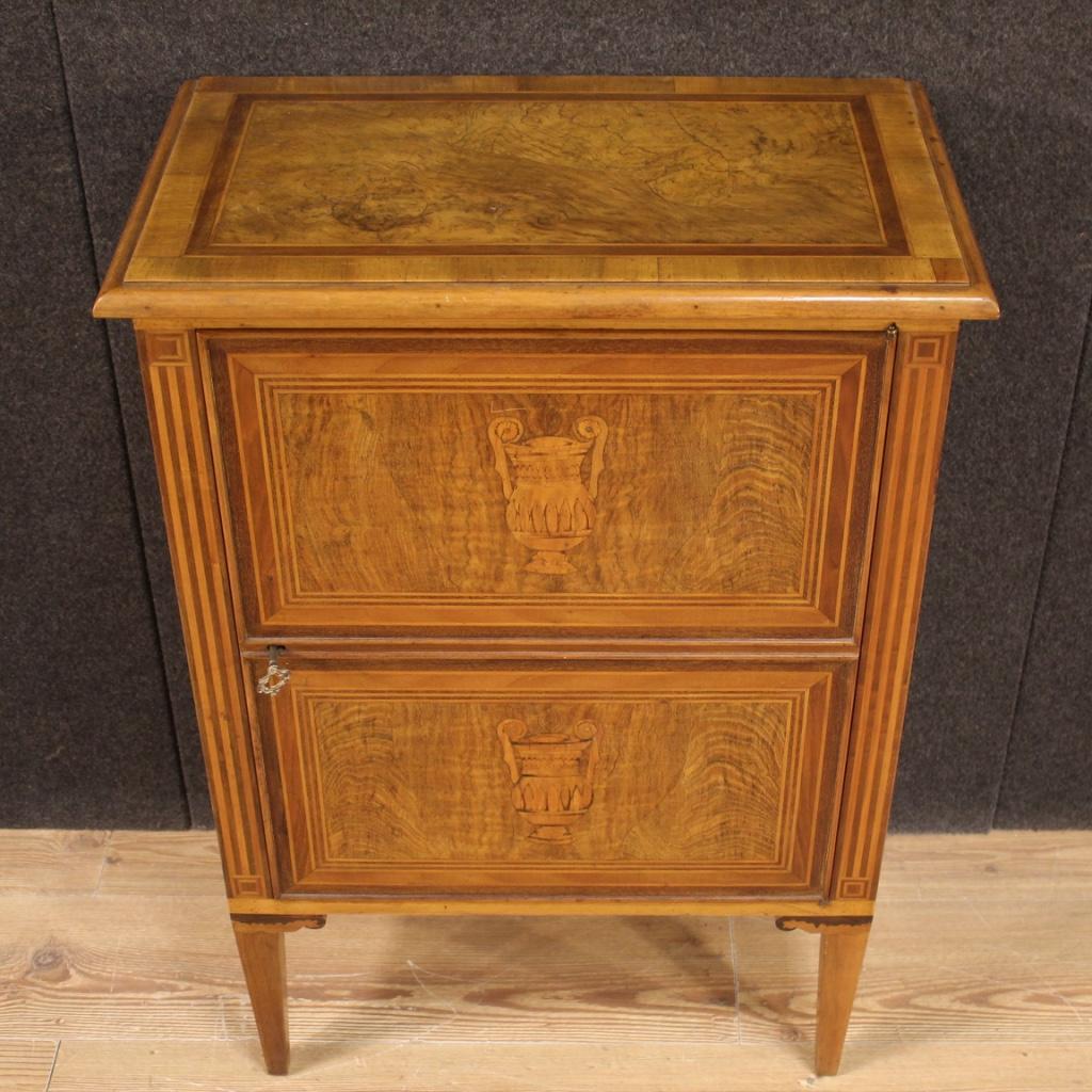 20th Century Inlaid Wood Louis XVI Style Italian Sideboard, 1960 In Good Condition For Sale In Vicoforte, Piedmont