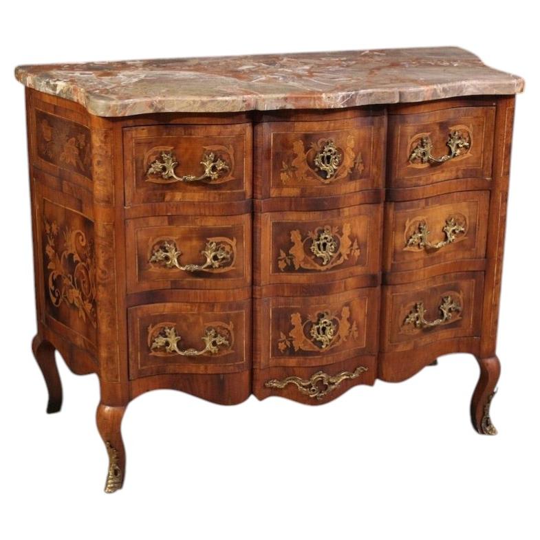 Commode française de style Louis XV du XXe siècle, en bois marqueté et plateau en marbre, 1930 en vente