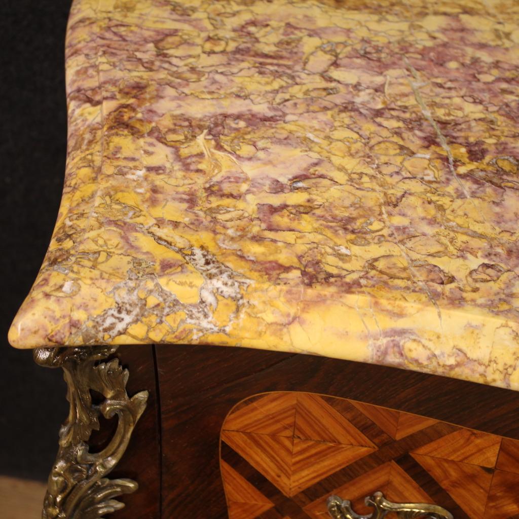 Commode francese del XX secolo con piano in marmo intarsiato in stile Luigi XV, 1950 in vendita 2