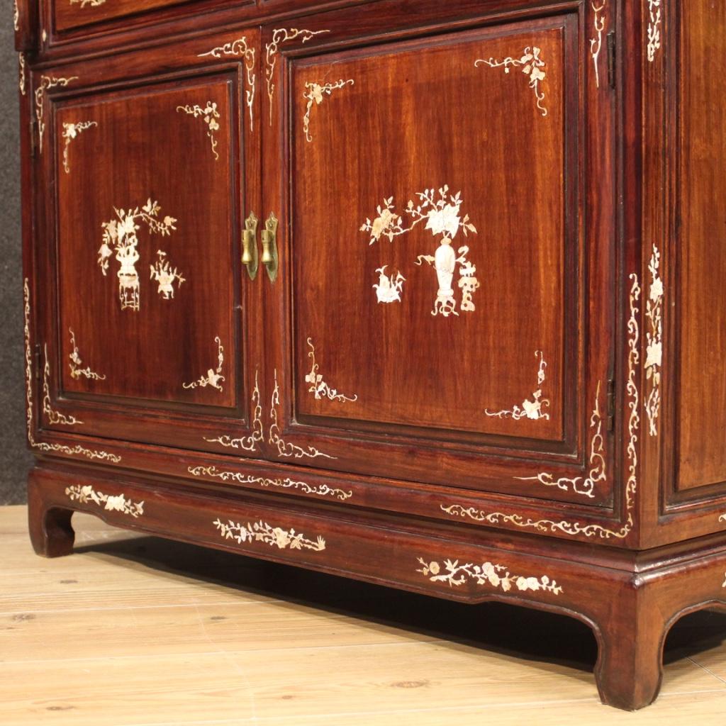 20th Century Inlaid Wood Oriental Bureau Desk, 1960 In Good Condition In Vicoforte, Piedmont