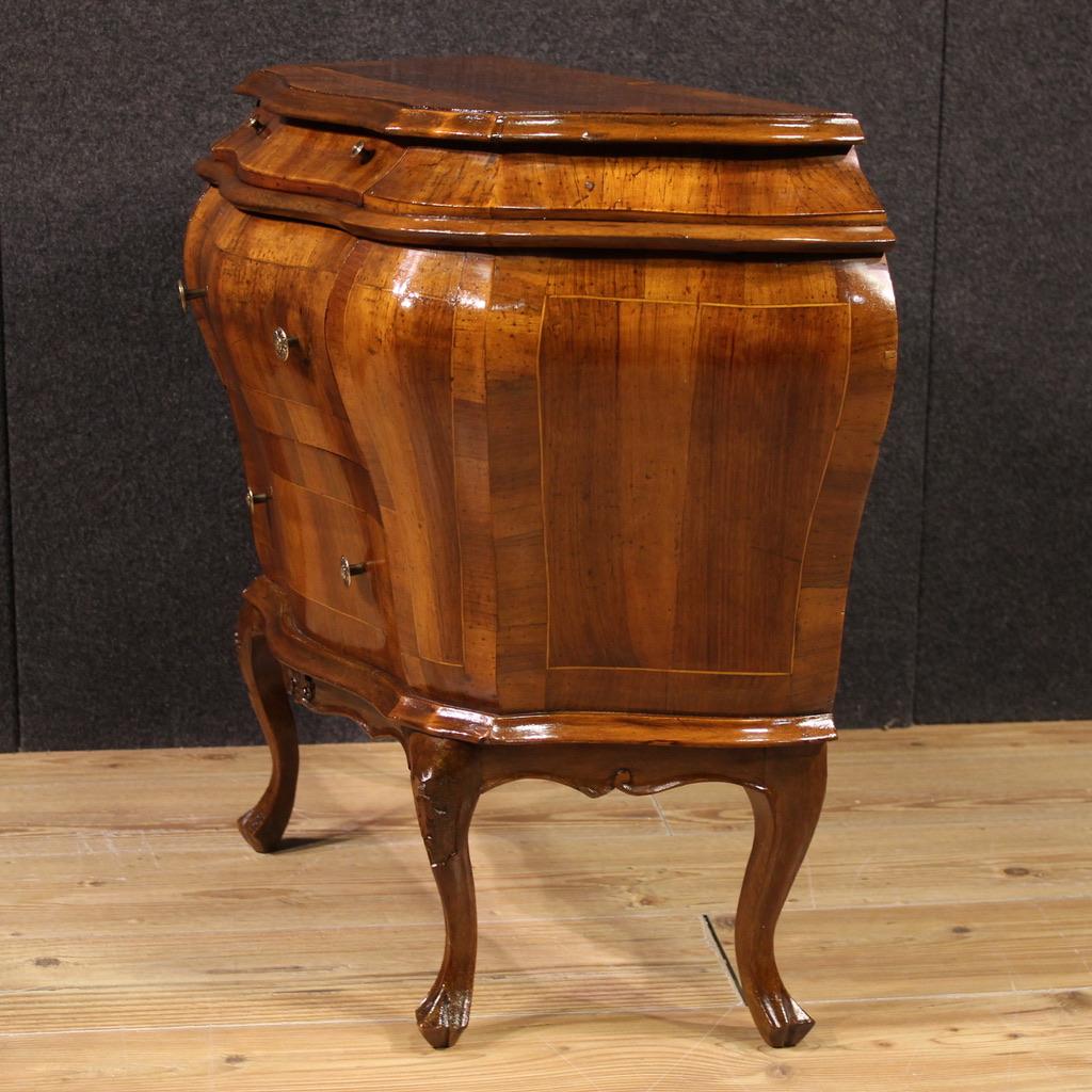 Comò veneziano in legno intarsiato del XX secolo, 1950 In condizioni buone in vendita a Vicoforte, Piedmont