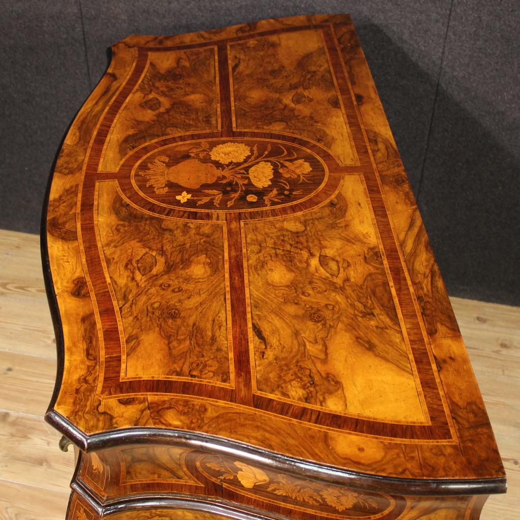 20th Century Inlaid Wood Venetian Lombard Chest Of Drawers, 1940 Bon état - En vente à Vicoforte, Piedmont