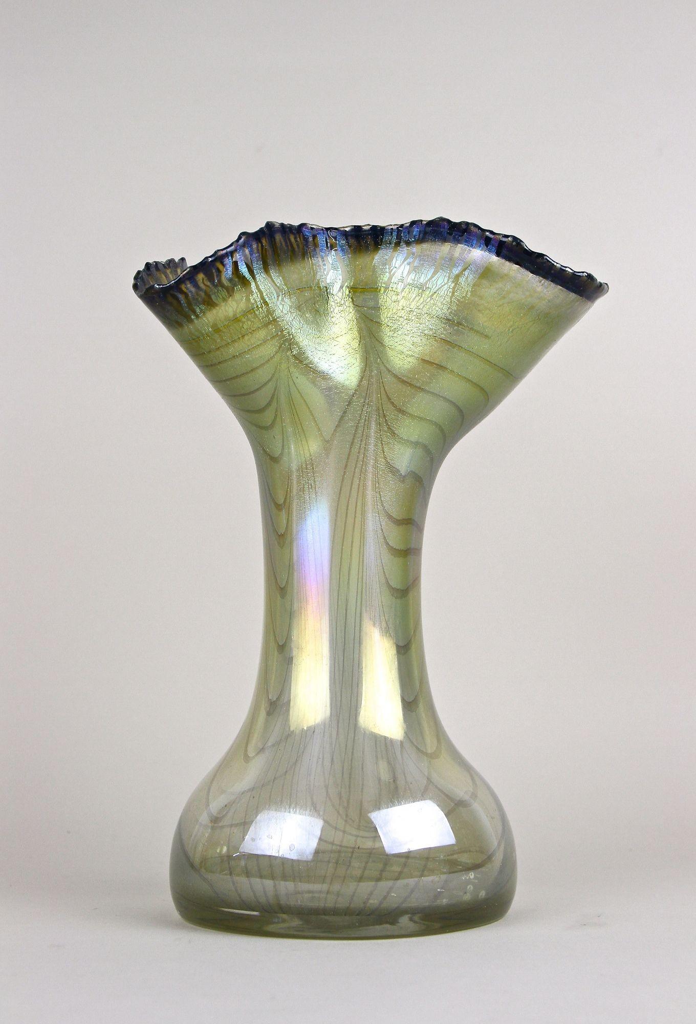 Vase en verre irisé du 20e siècle par E. Eisch, signé, Allemagne 1982 en vente 11