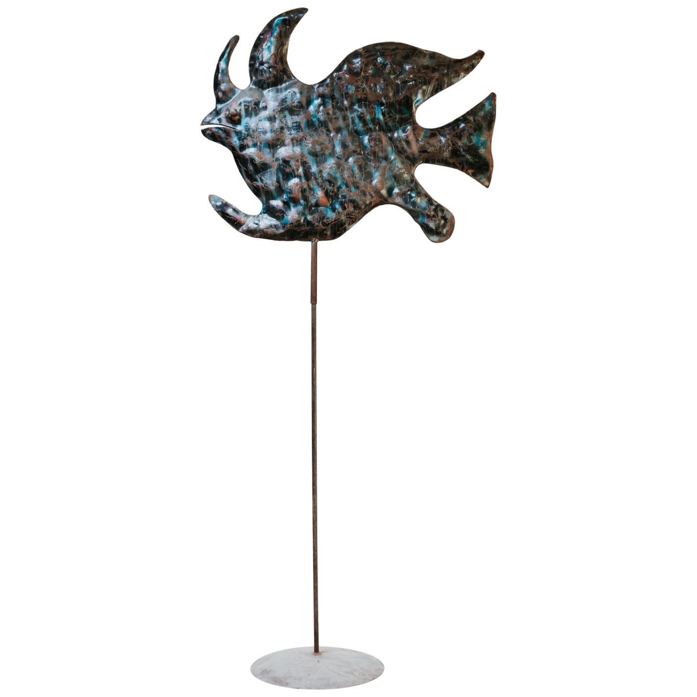 Sculpture en fer du XXe siècle d'un poisson