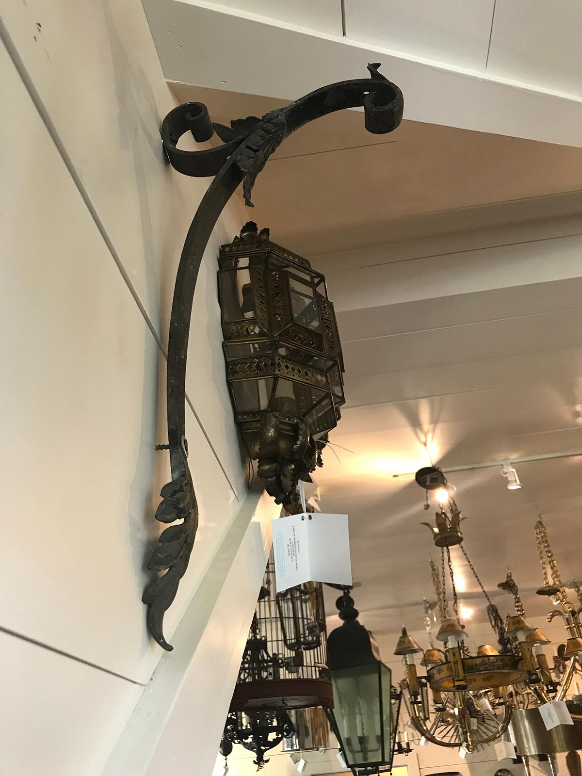 20th Century Iron Wall Bracket or Arm with Feather Detail In Good Condition In Atlanta, GA