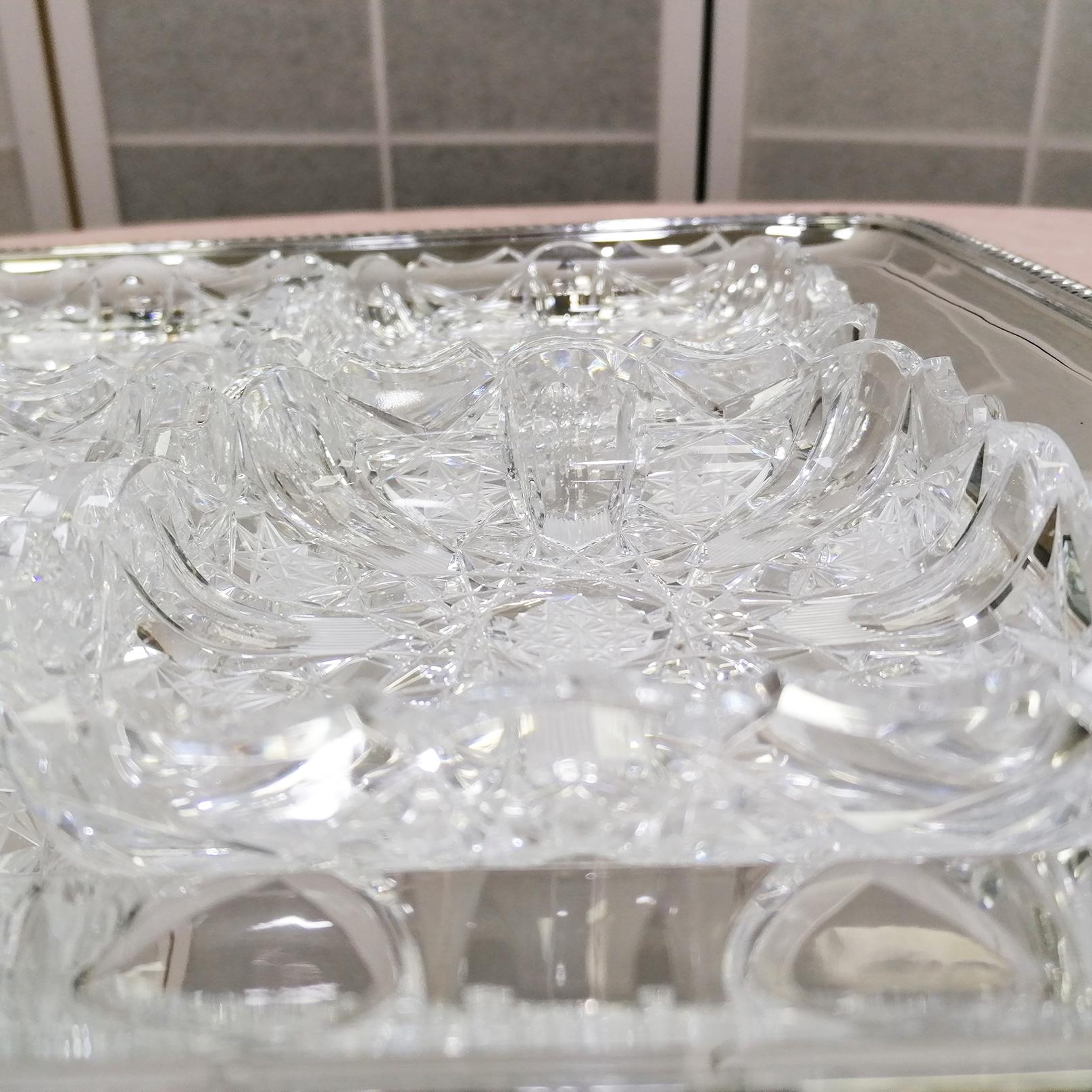 20th Century Italia Solid Silver Appetizer Tray with 6 Crystals In Good Condition For Sale In VALENZA, IT
