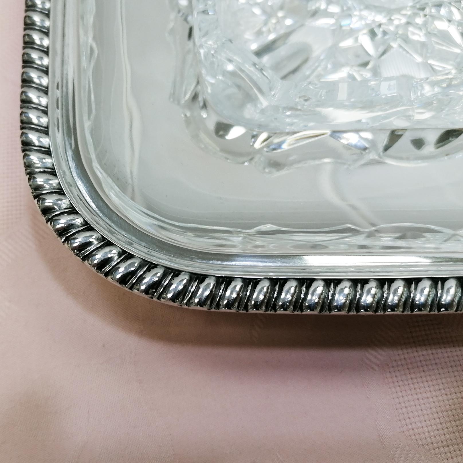 20th Century Italia Solid Silver Appetizer Tray with 6 Crystals For Sale 2