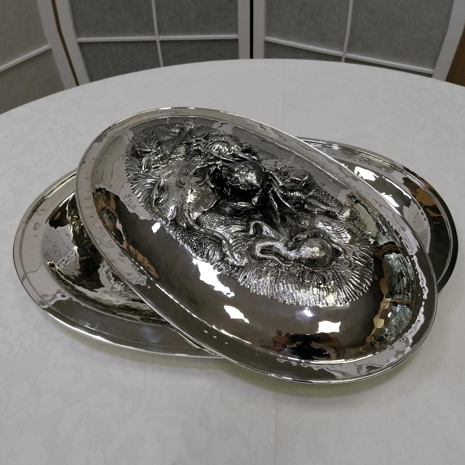 20th Century Italiam Solid Silver Serving Fish and Shellfish Dish For Sale 7