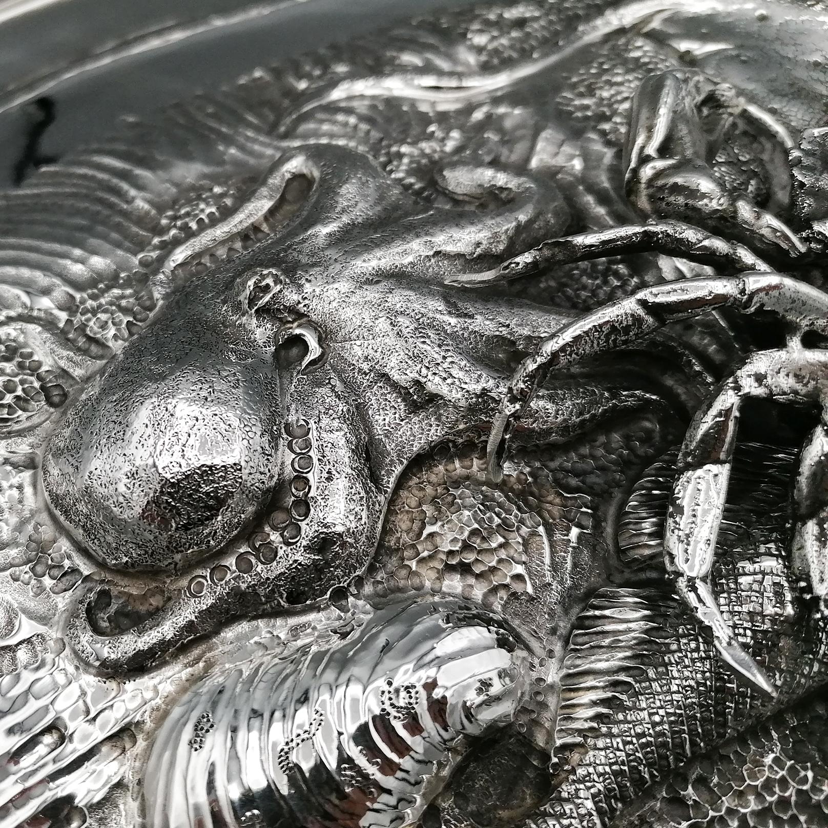 20th Century Italiam Solid Silver Serving Fish and Shellfish Dish For Sale 1