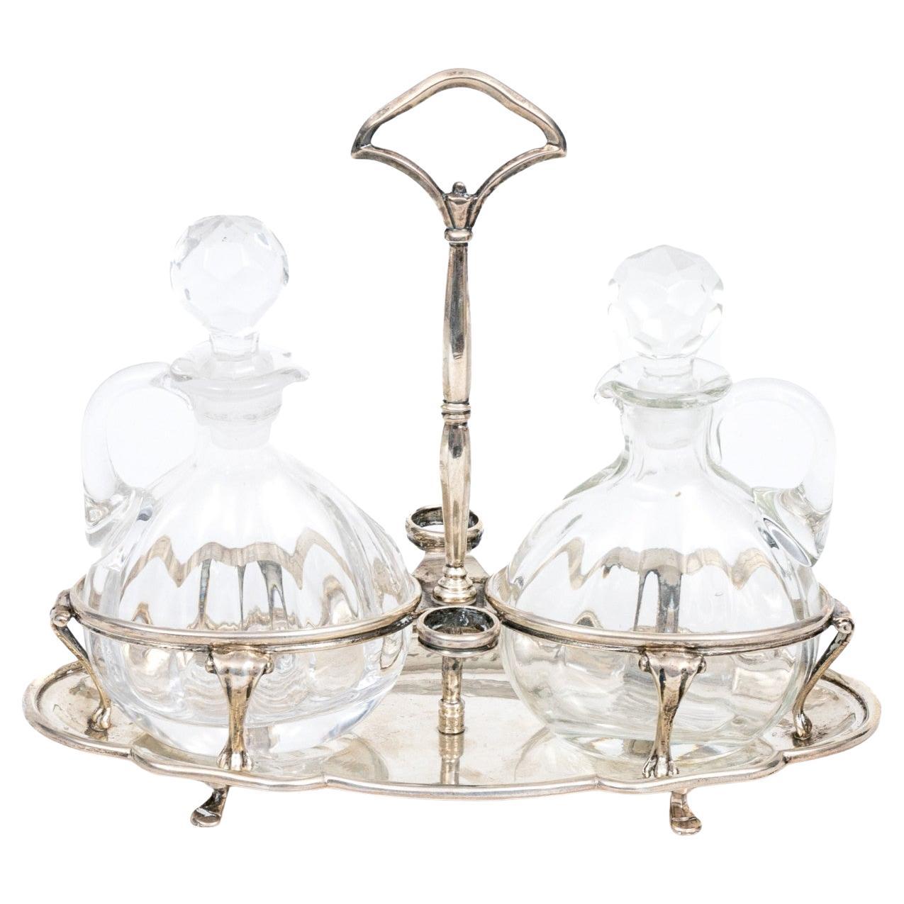 20. Jahrhundert Italienisch 800 Silver Cruet Set im Angebot