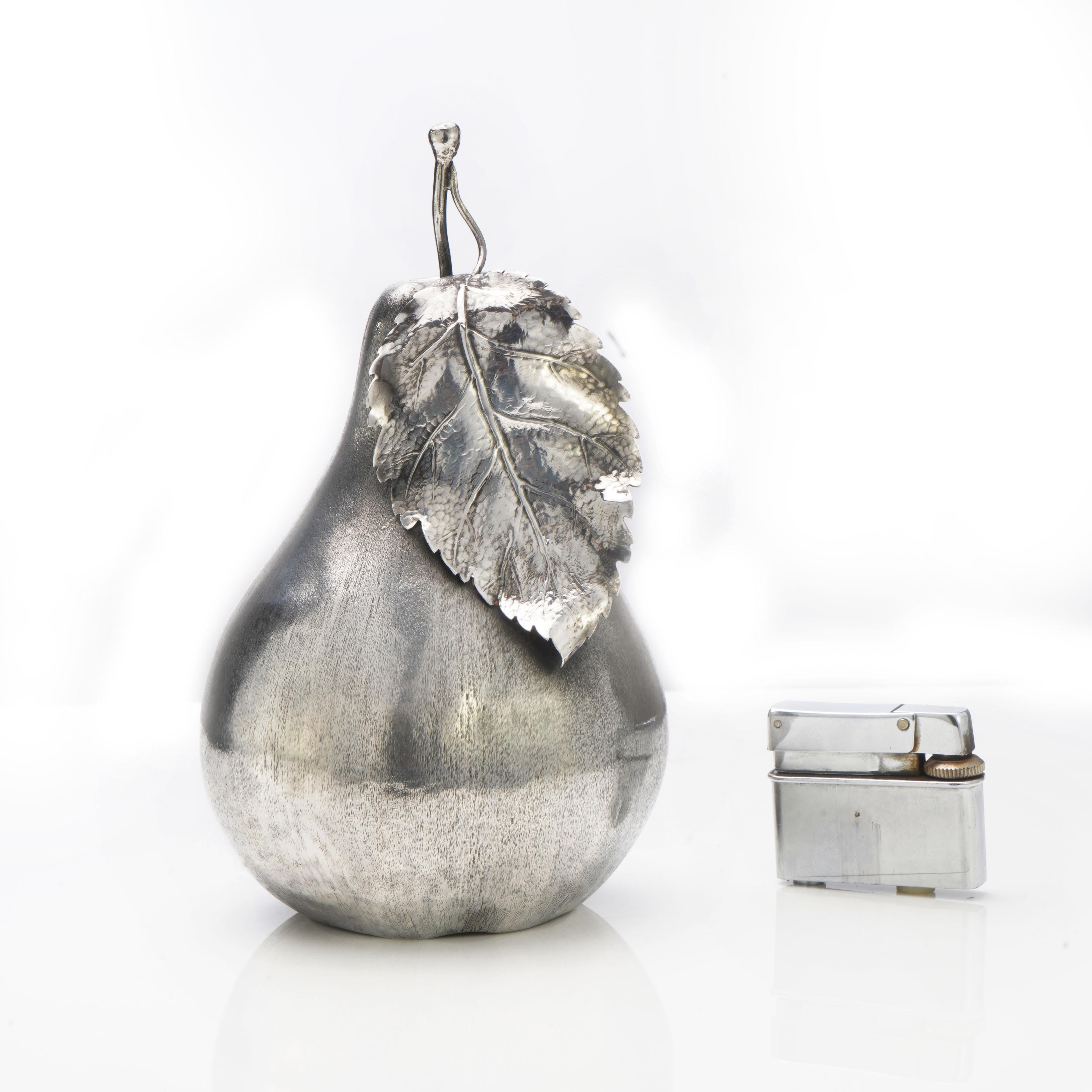 20th Century Italian 925 Sterling Silver Pear Table Lighter by Mario Buccellati For Sale 7