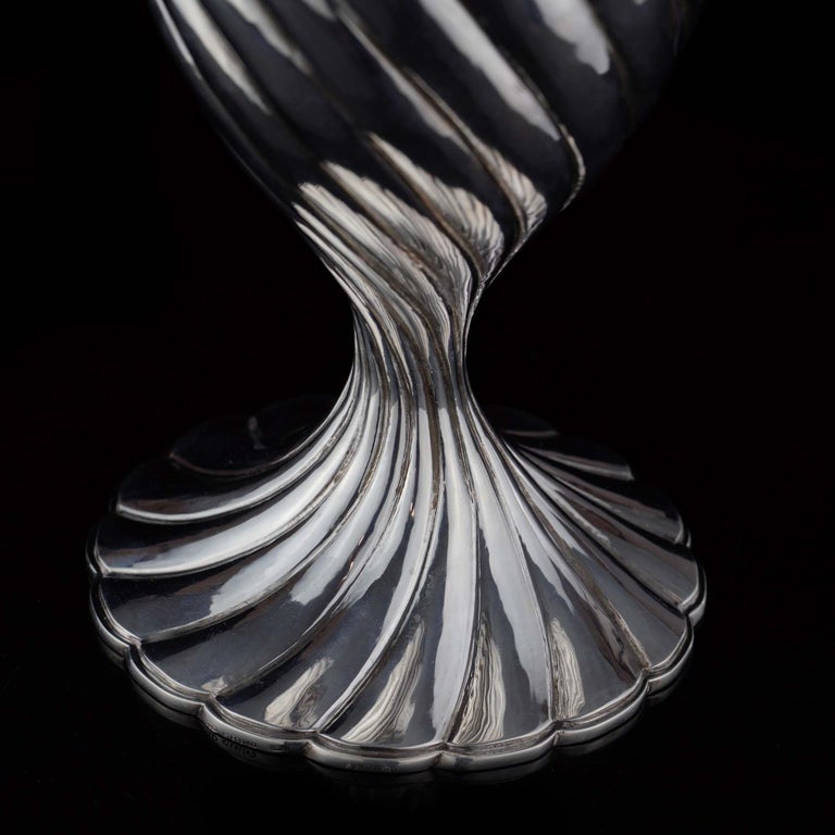 20th Century Italian 925 Sterling Silver Torsade Vase by Mario Buccellati For Sale 6