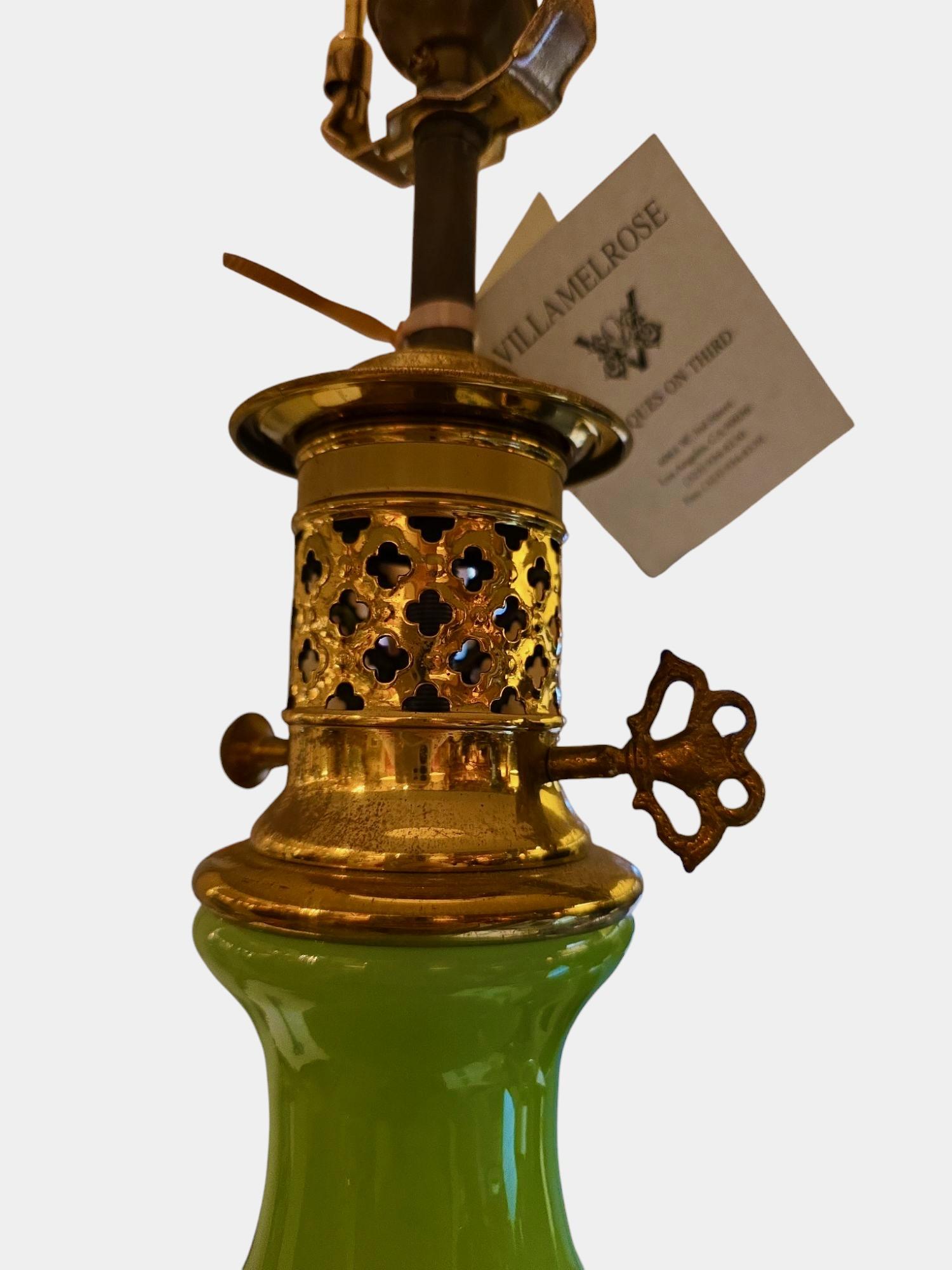 Lampes Murano italiennes du 20e siècle de couleur vert acide Excellent état - En vente à Los Angeles, CA