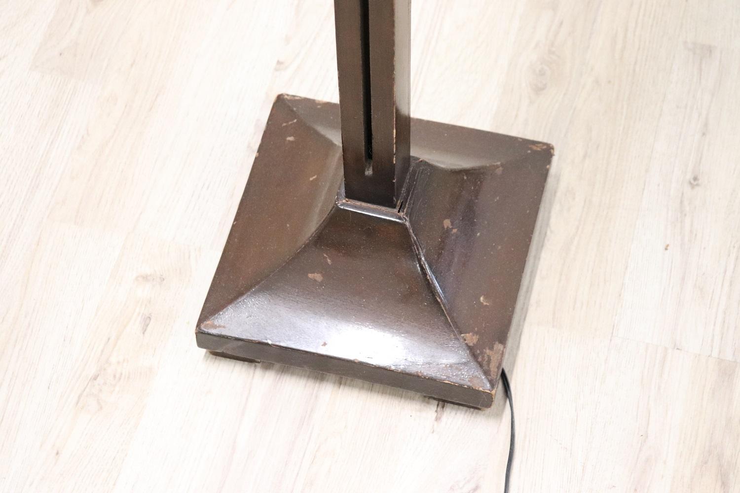 20th Century Italian Adjustable Floor Lamp in Wood 2