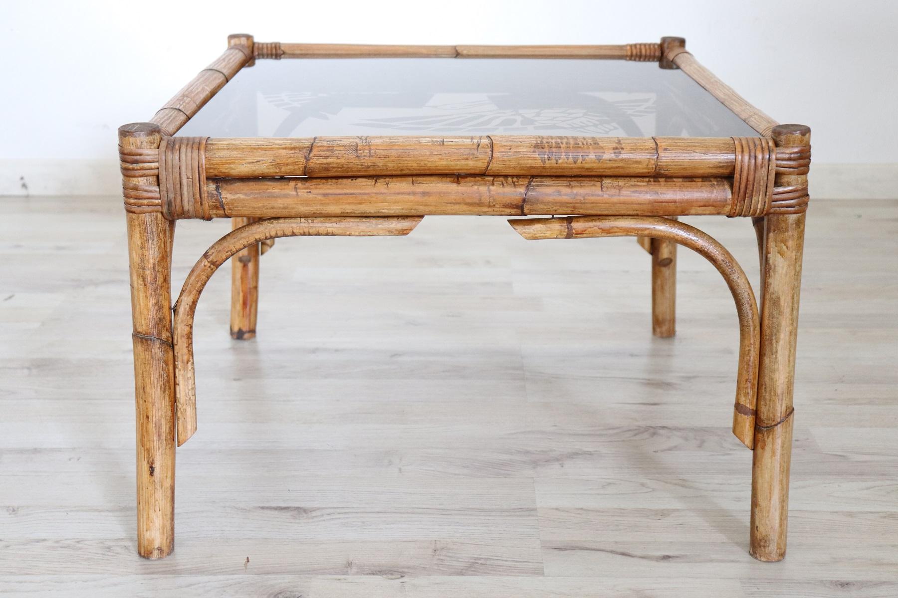 20th Century Italian Art Deco Bamboo and Decorated Glass Sofa Table, Side Table In Good Condition In Casale Monferrato, IT