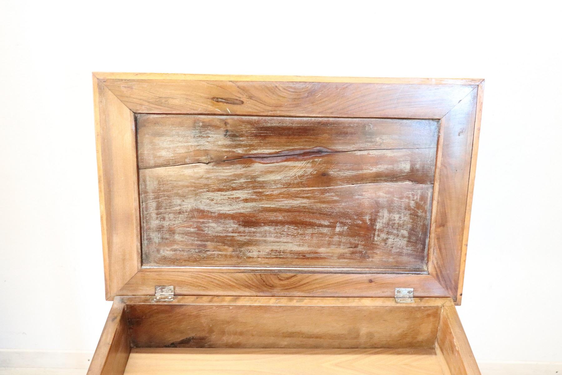 20th Century Italian Art Deco Briar Root Walnut Side Tables In Fair Condition In Casale Monferrato, IT