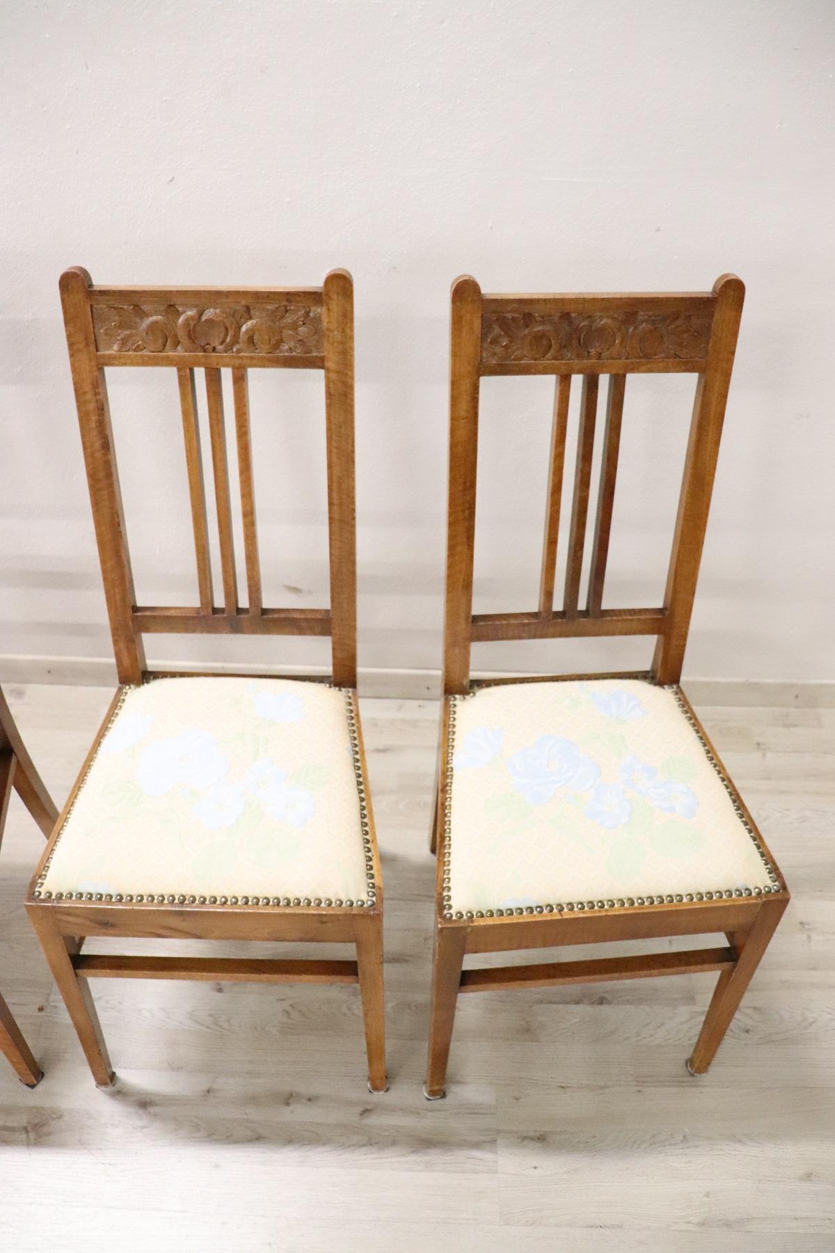 20th Century Italian Art Nouveau Style Walnut Wood Chairs, Set of Six In Excellent Condition In Casale Monferrato, IT
