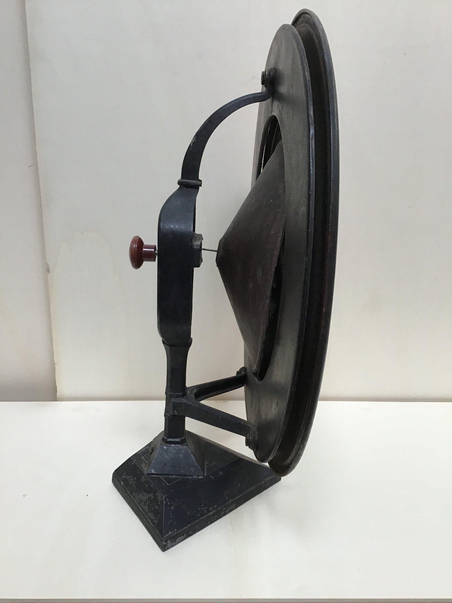 Mid-Century Modern 20th Century Italian Bakelite Speaker, 1940s For Sale