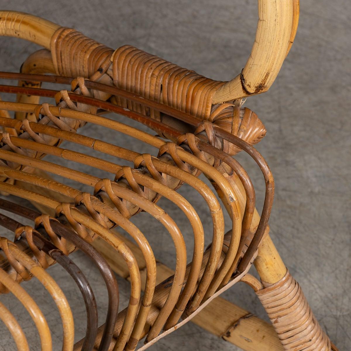 Sedia a dondolo in bambù e rattan del XX secolo, 1960 ca. in vendita 9