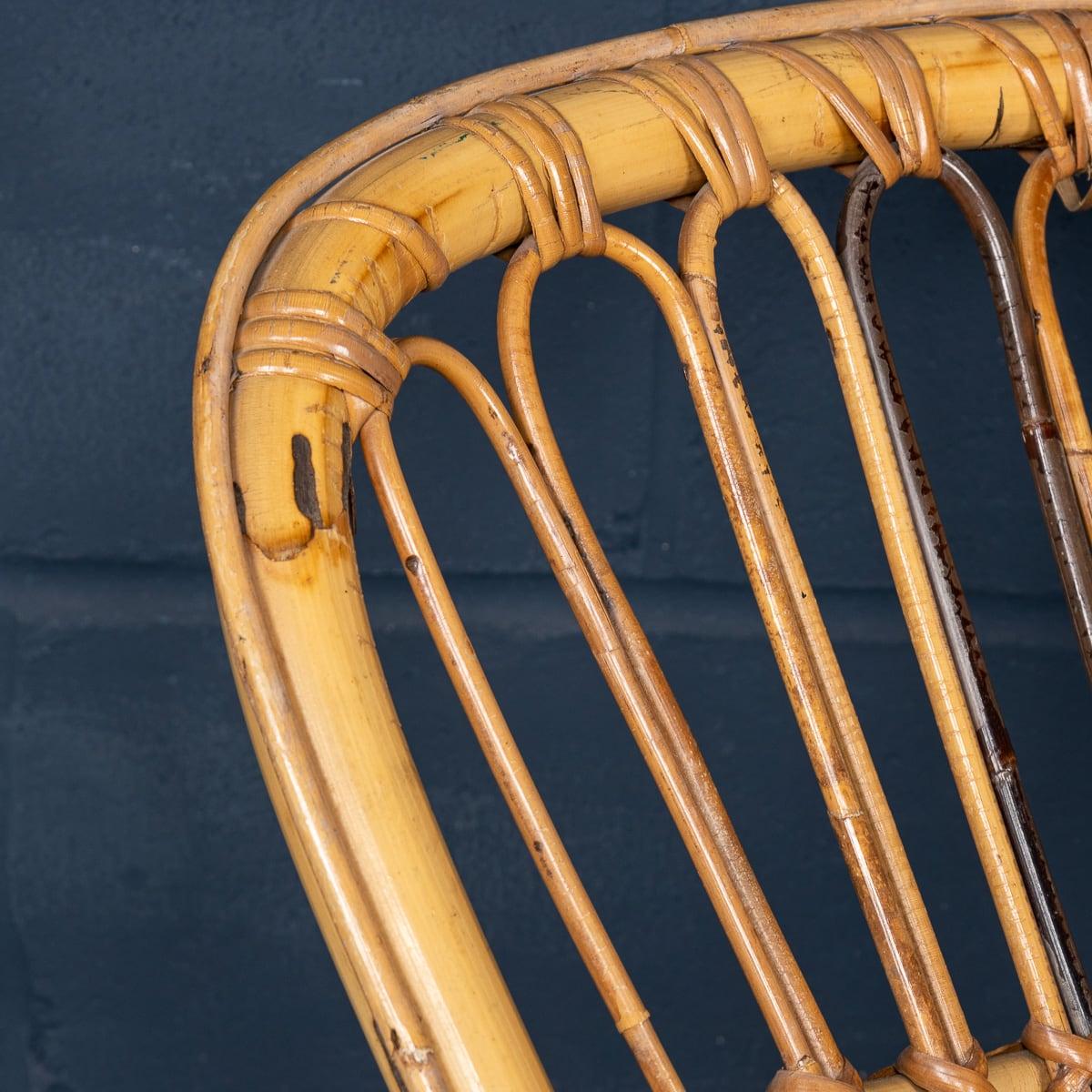 Sedia a dondolo in bambù e rattan del XX secolo, 1960 ca. in vendita 2