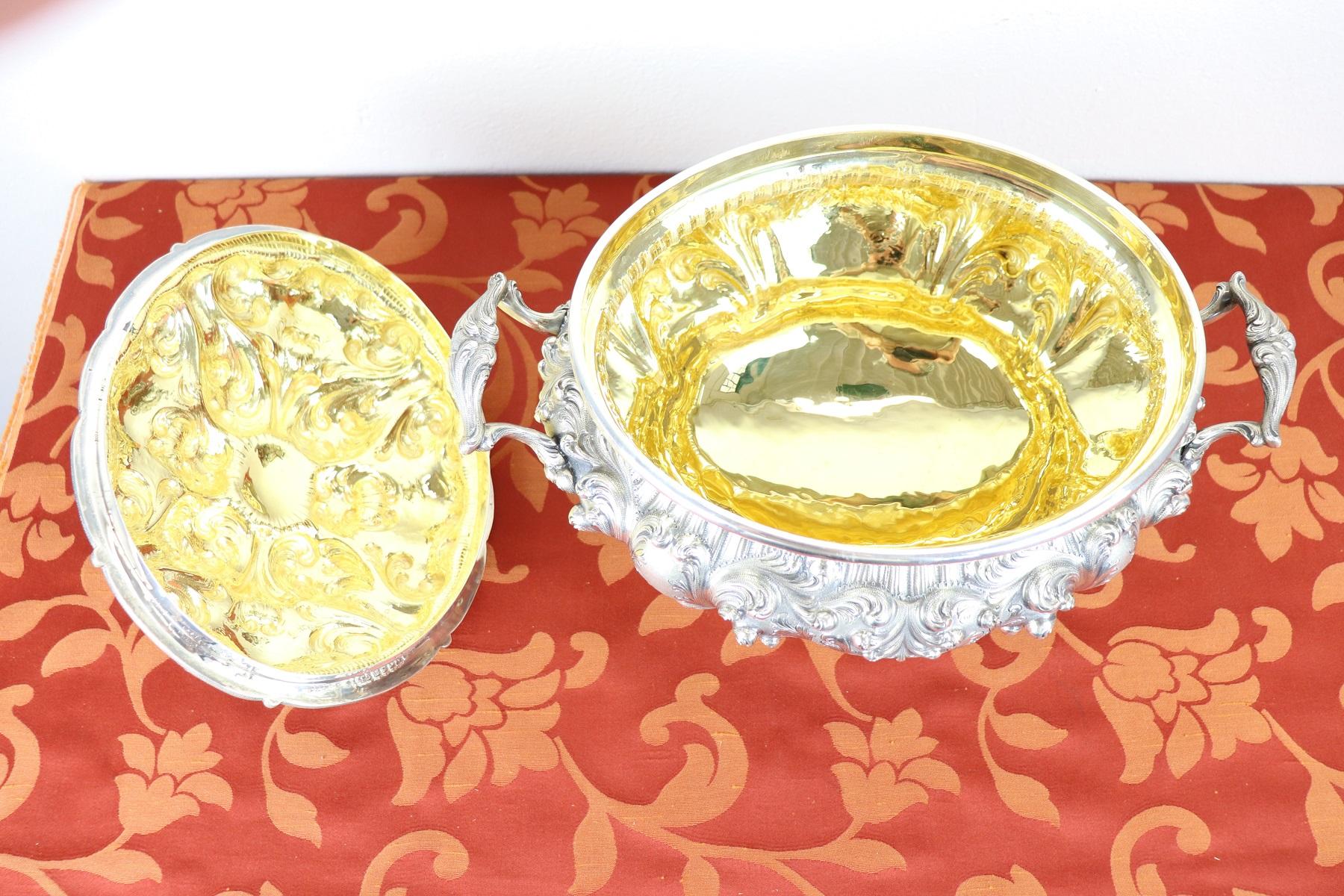 20th Century Italian Baroque Style 800 Silver Soup Tureen or Centrepiece In Excellent Condition In Casale Monferrato, IT