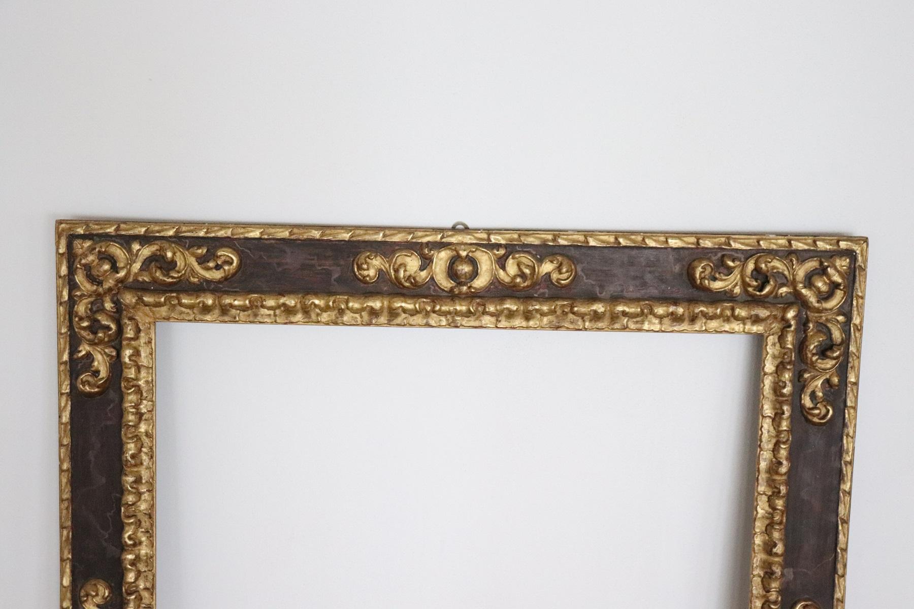 External measures cm 127 x cm 107
inside cm 103.50 x cm 83.50
Refined wood frame circa 1910s in Italian baroque style. Made of solid wood with decoration in golden. Conditions good. You can use this frame according to your imagination with a