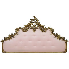 tête de lit en tissu et bois sculpté et doré de style baroque italien du 20ème siècle